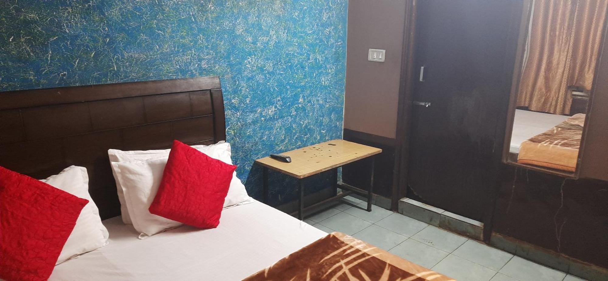 Hotel Golden Height Чандигарх Экстерьер фото